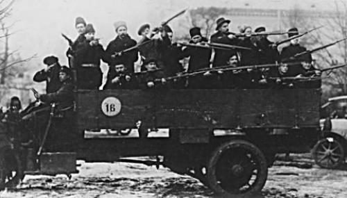 1917-10-25-red-guard.jpg