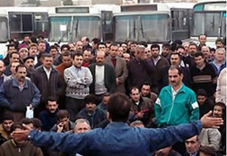 2009-09-01-iran-bus-strike.jpg