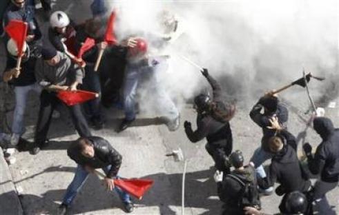 2011-10-21-greece-clashes.jpg