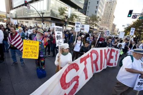 2011-11-02-occupy-oakland-strike-02.jpg